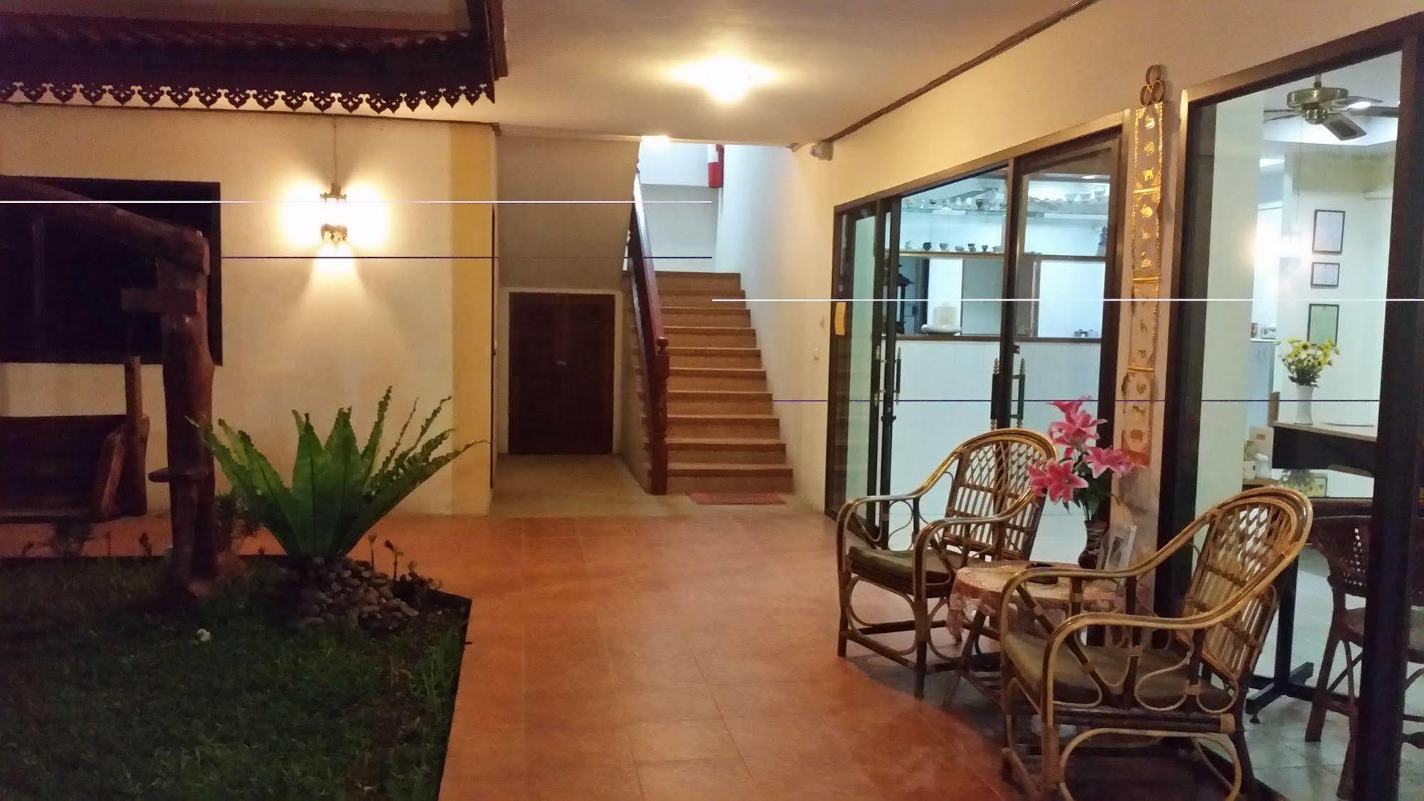 Villa Oranje Chiang Mai Luaran gambar