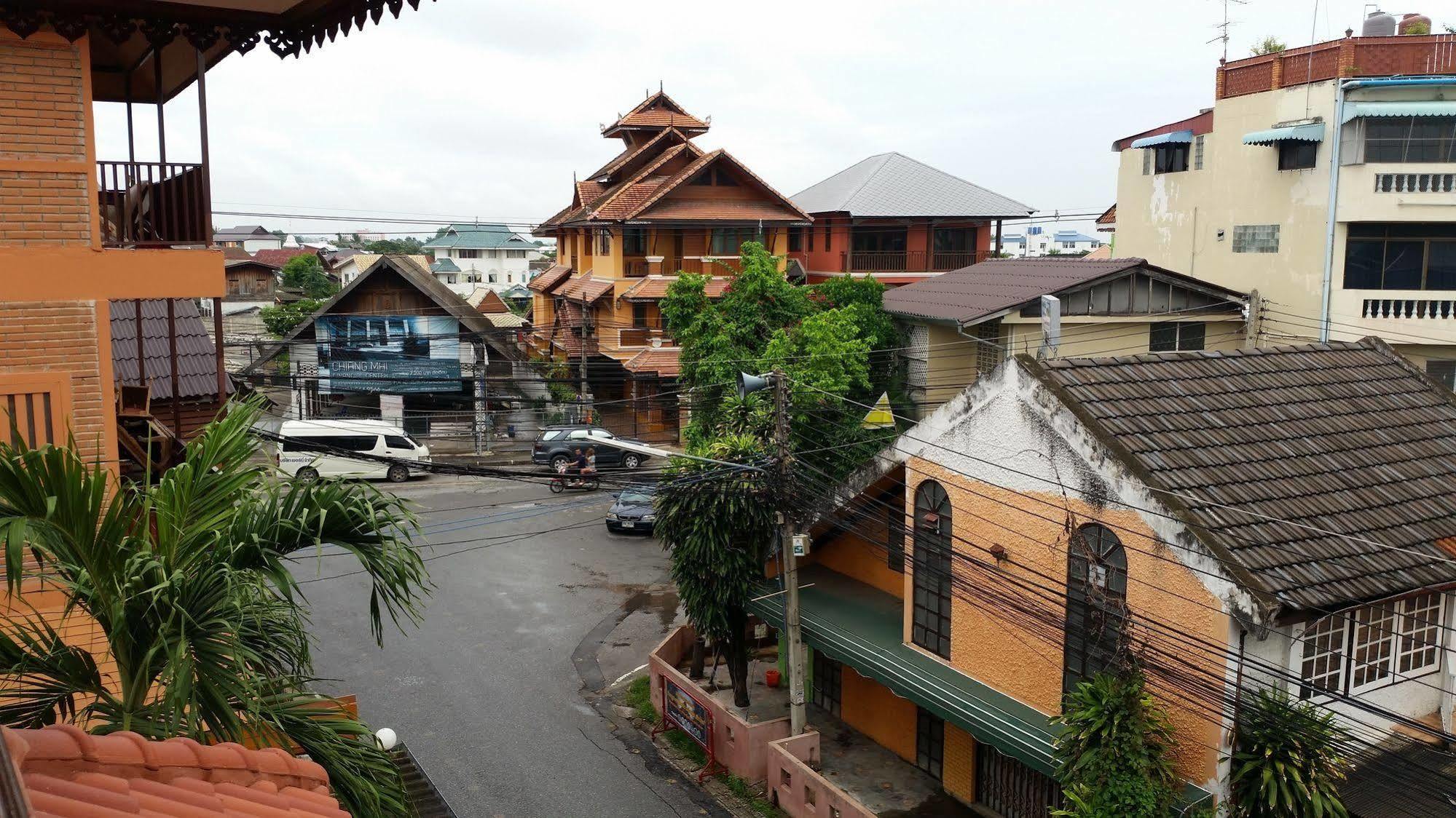 Villa Oranje Chiang Mai Luaran gambar